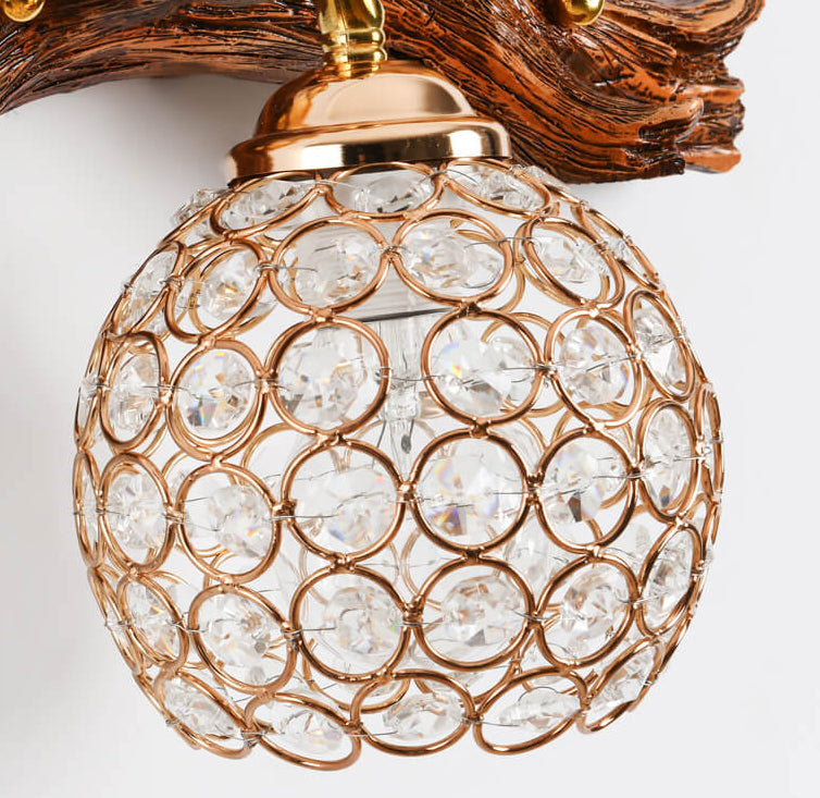 Style Resin Squirrel Crystal Led Wall Light