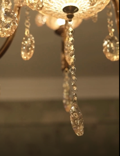 Noor-e-Haveli Chandelier (Antique)