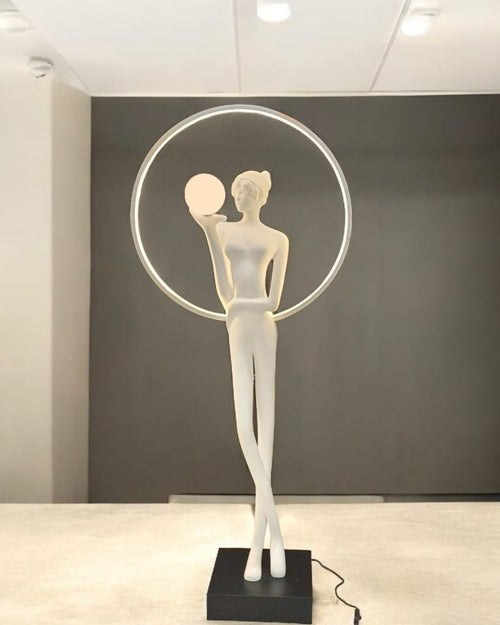 Lady Figurine Floor lamp - White