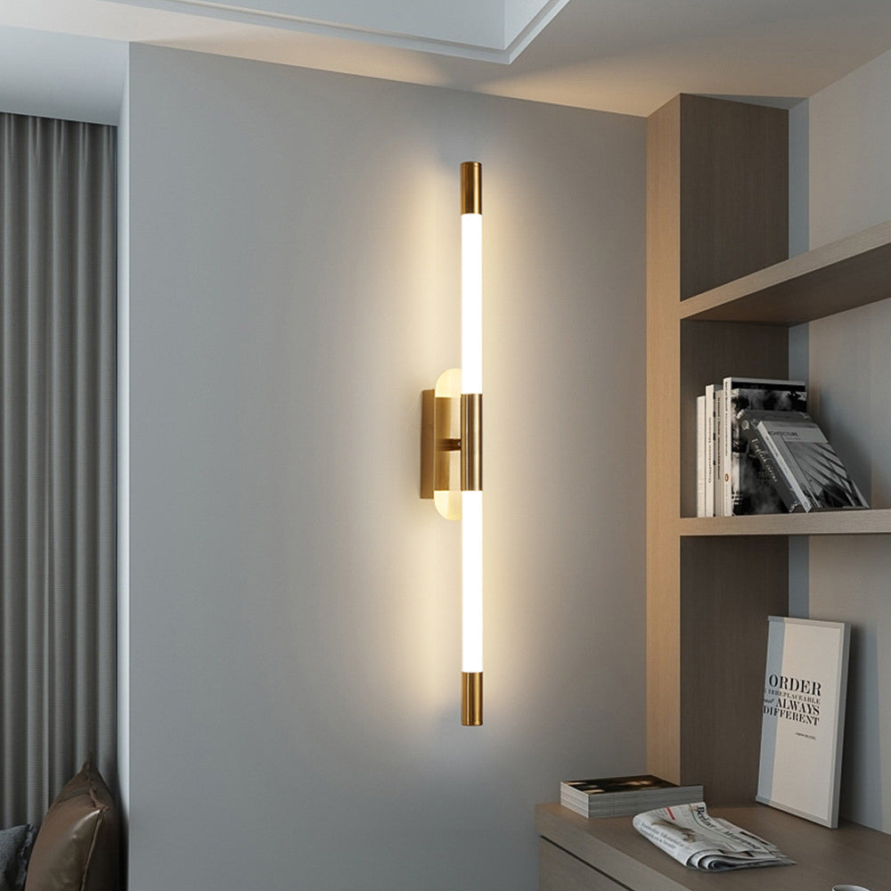 Bold Meek (Gold) Wall Light (600 mm)
