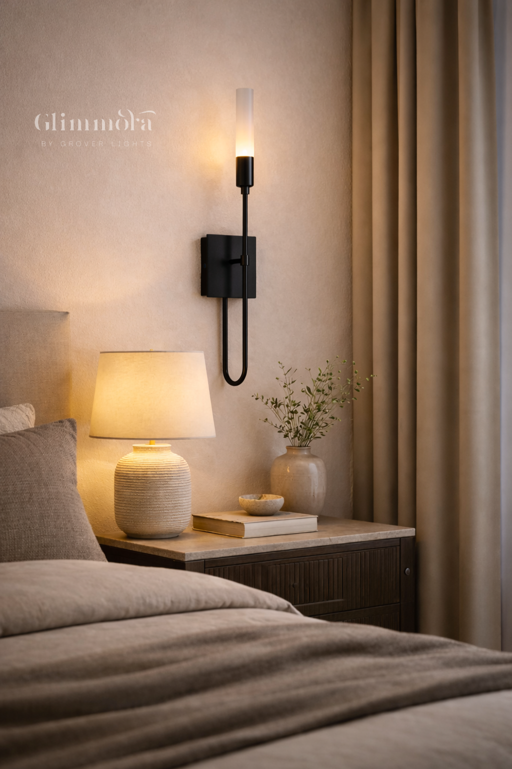 Aura Solo Brass Tube Wall Light Black