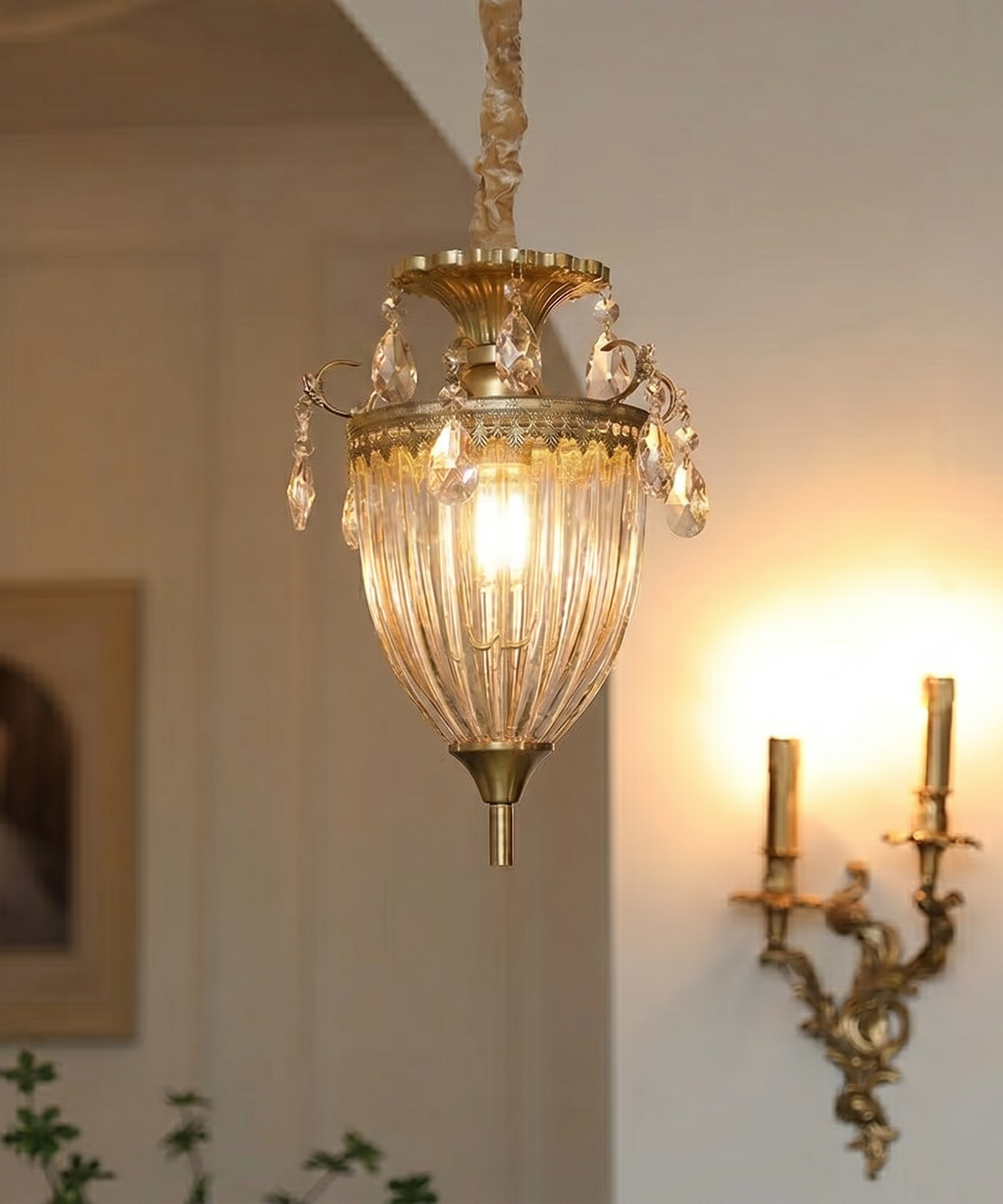 Imperial Iris (Glass, Amber) Hanging Light