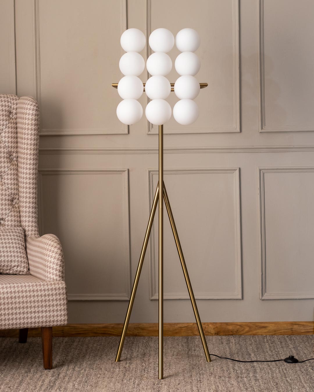 Flood Light 12-Light Frosted Globe Floor Lamp