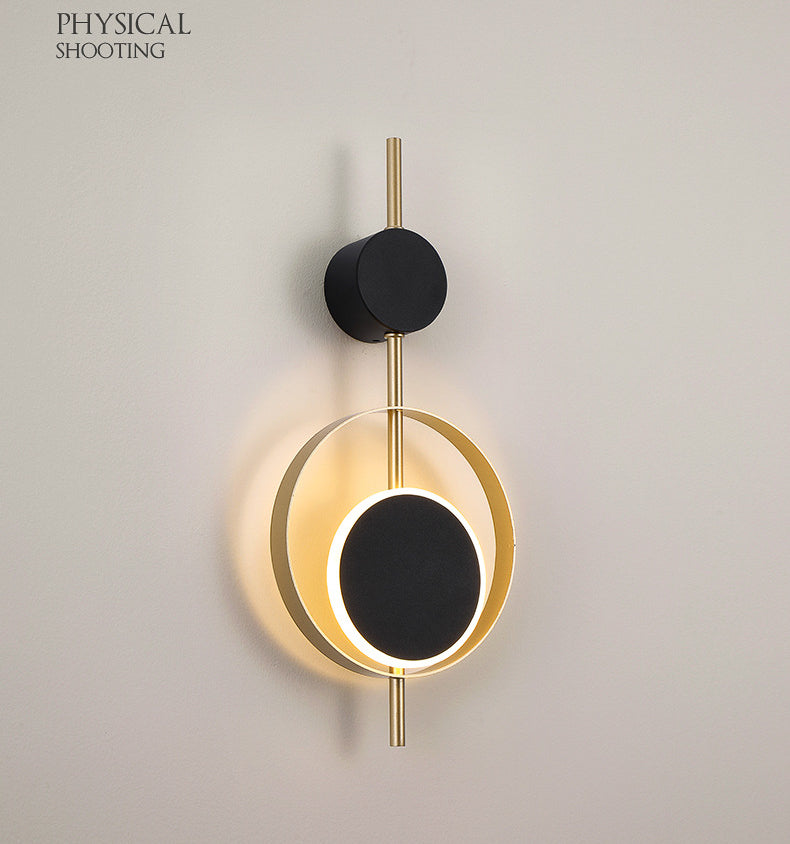 Glint (Gold) Wall light