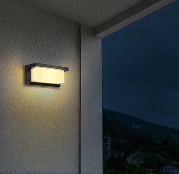 Master Modern (Black) Wall Light