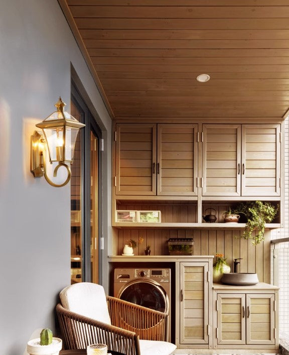 Riches Alfresco (Gold) Wall Light