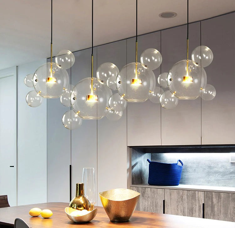 Pendant Lamp with a Clear Design
