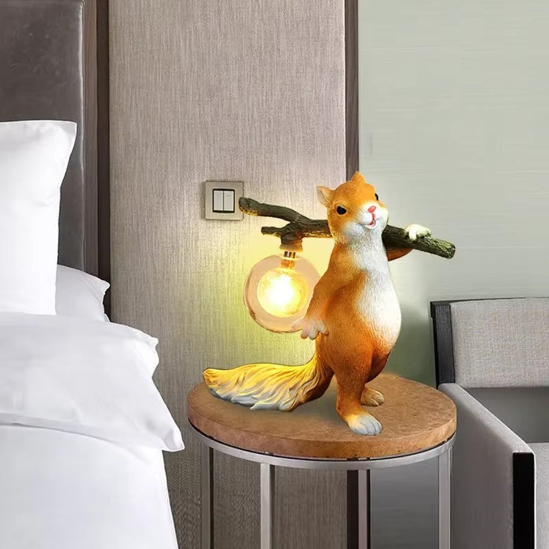 Creative Cartoon Resin Squirrel Mini Desk Lamp