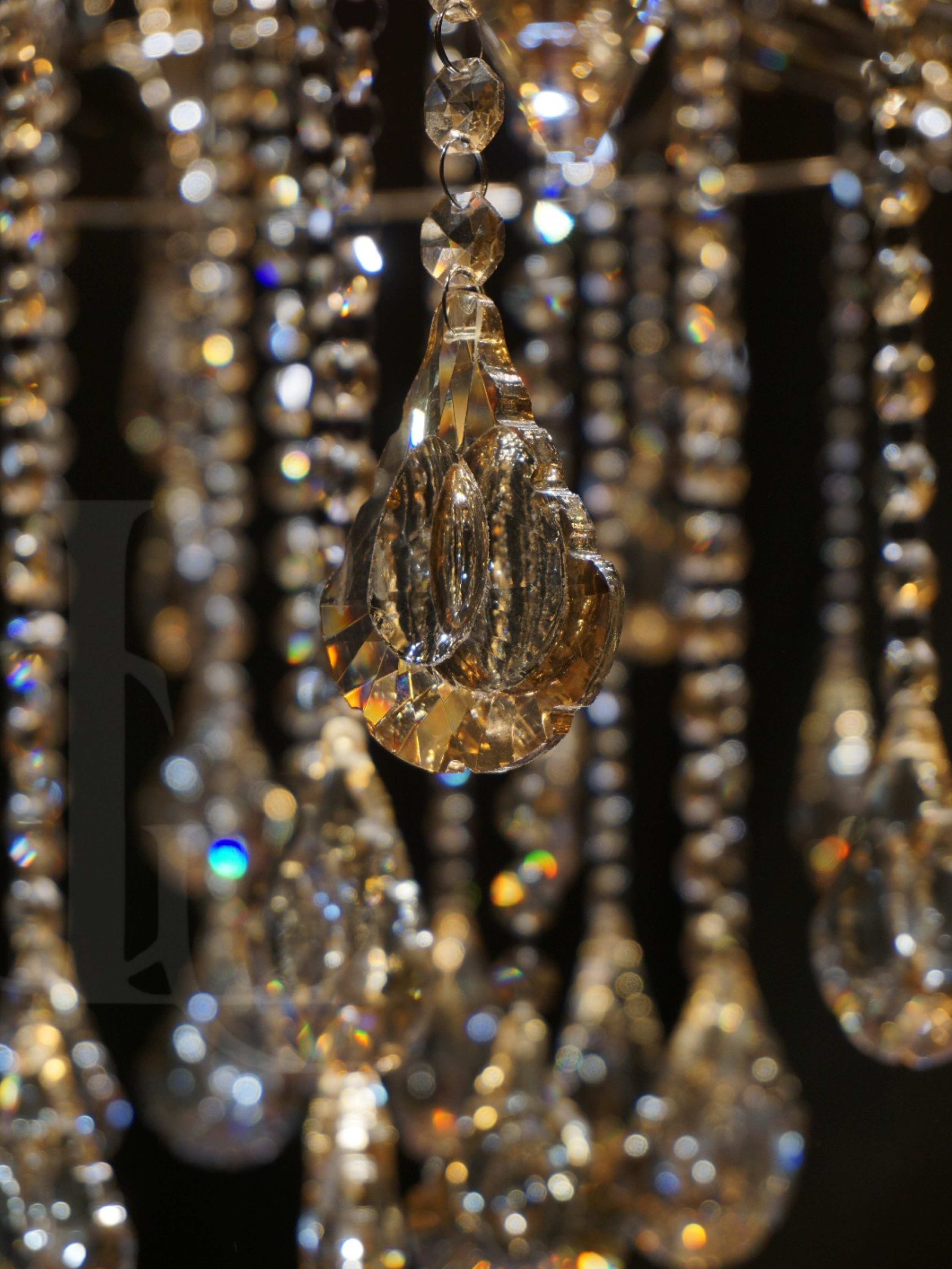 Candlelit Nights (Gold) Chandelier