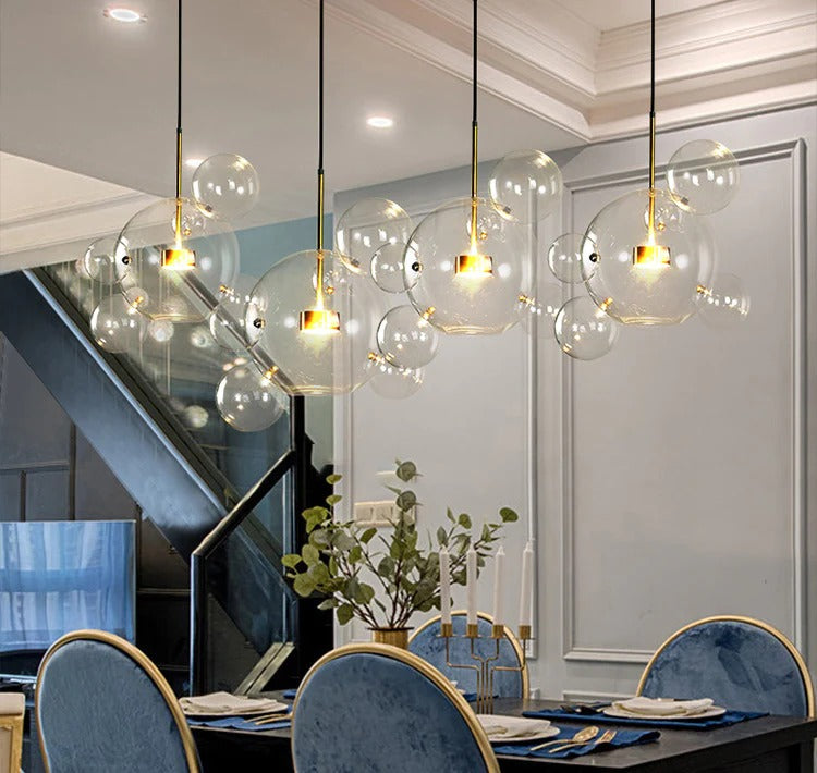 Pendant Lamp with a Clear Design