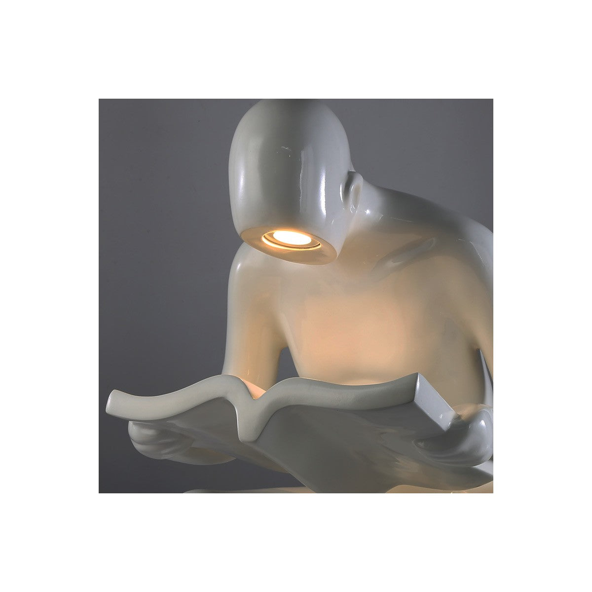 The Bookish Pose: A Reader's Sculpture