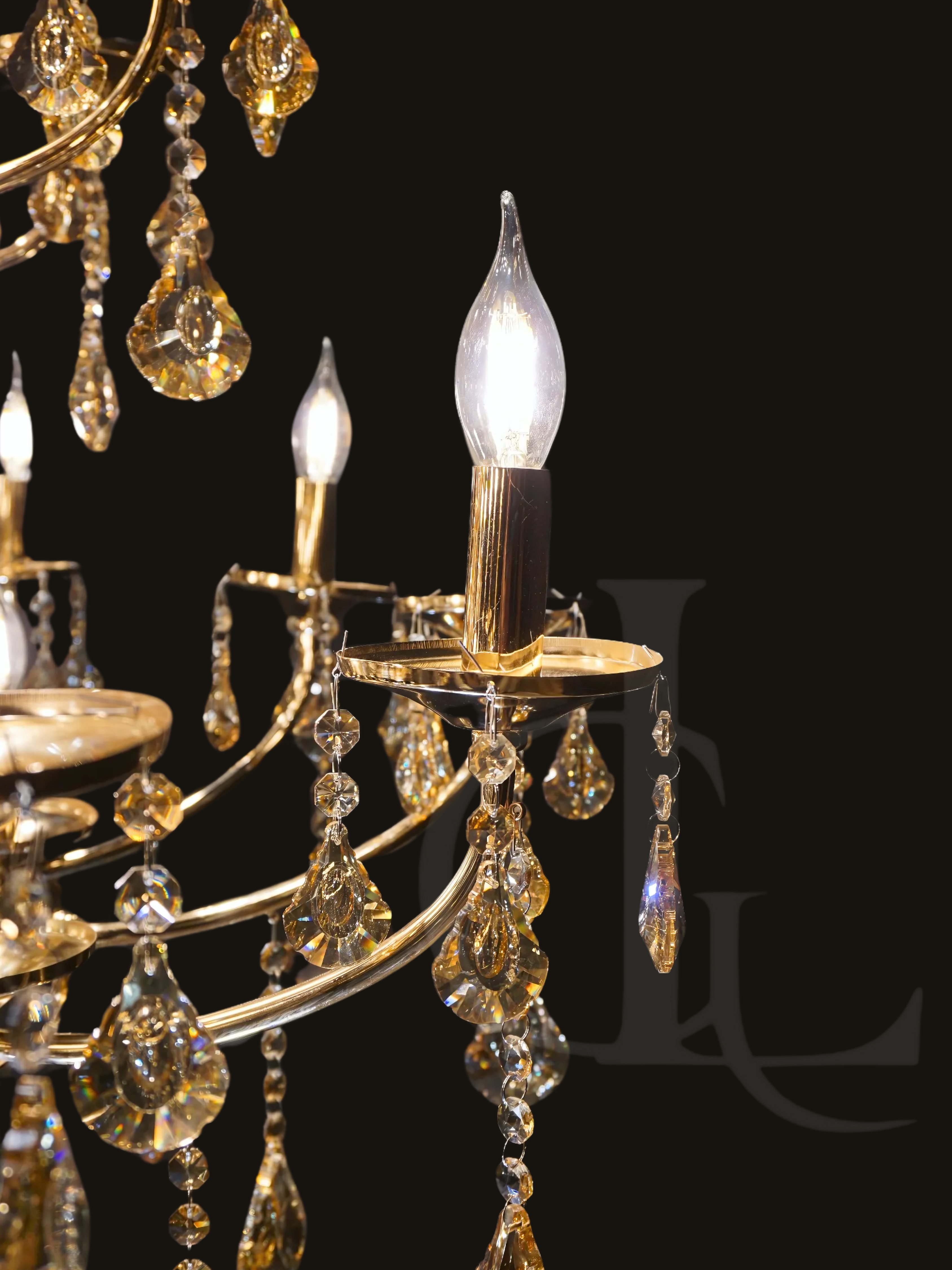 Candlelit Nights (Gold) Chandelier