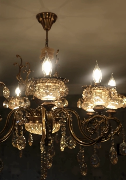 Noor-e-Haveli Chandelier (Antique)