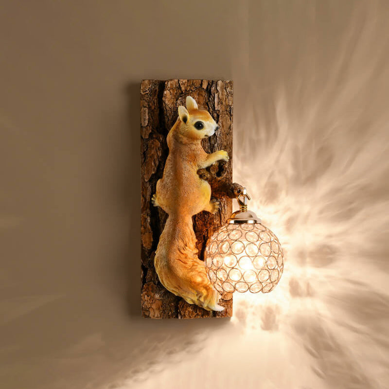 Style Resin Squirrel Crystal Led Wall Light