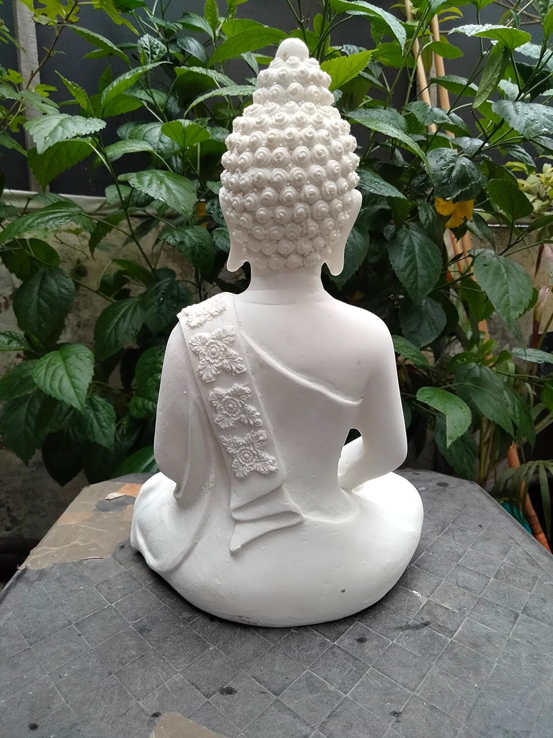 Meditation Buddha White Sculpture