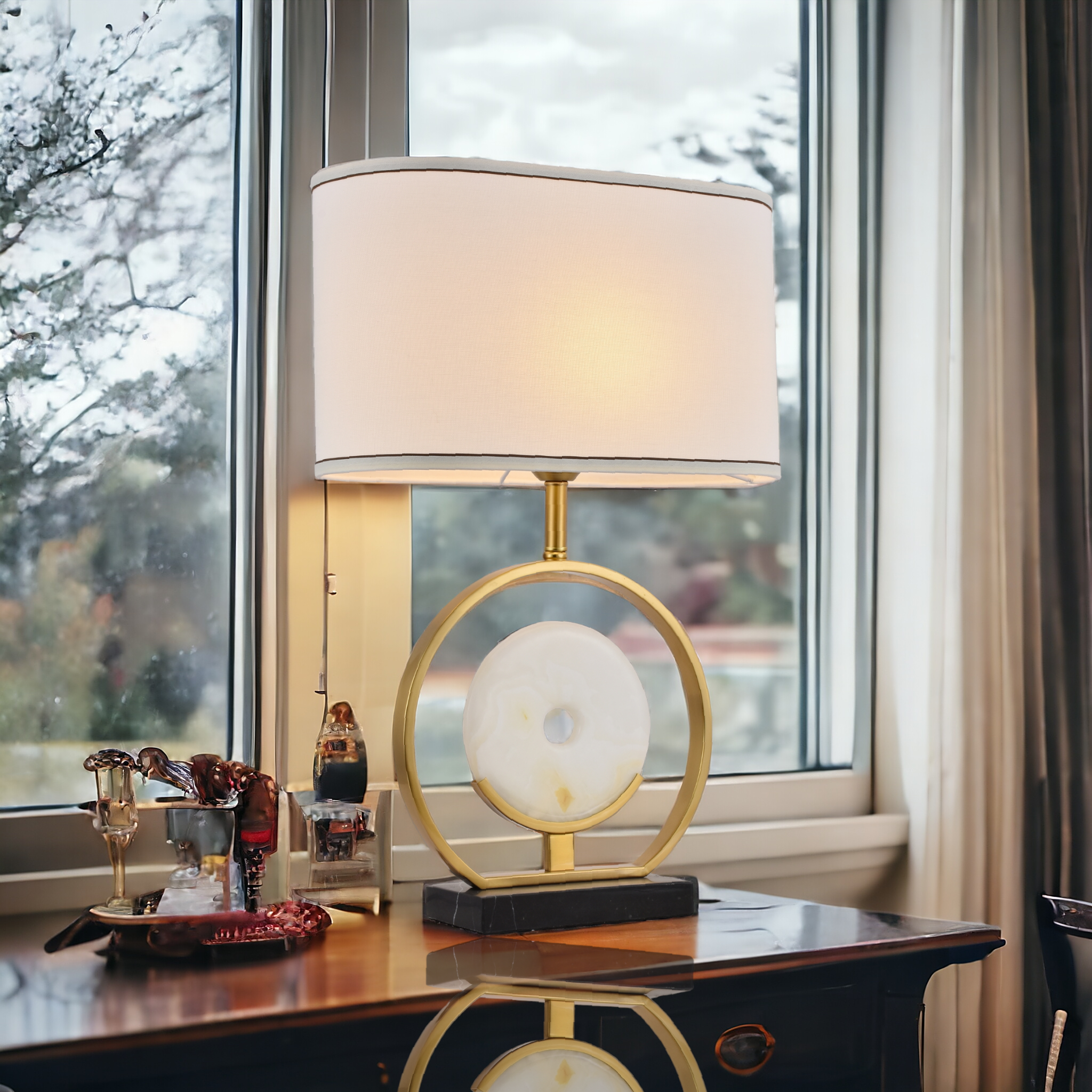 Wheel of Light: Modern Table Lamp (Gold)